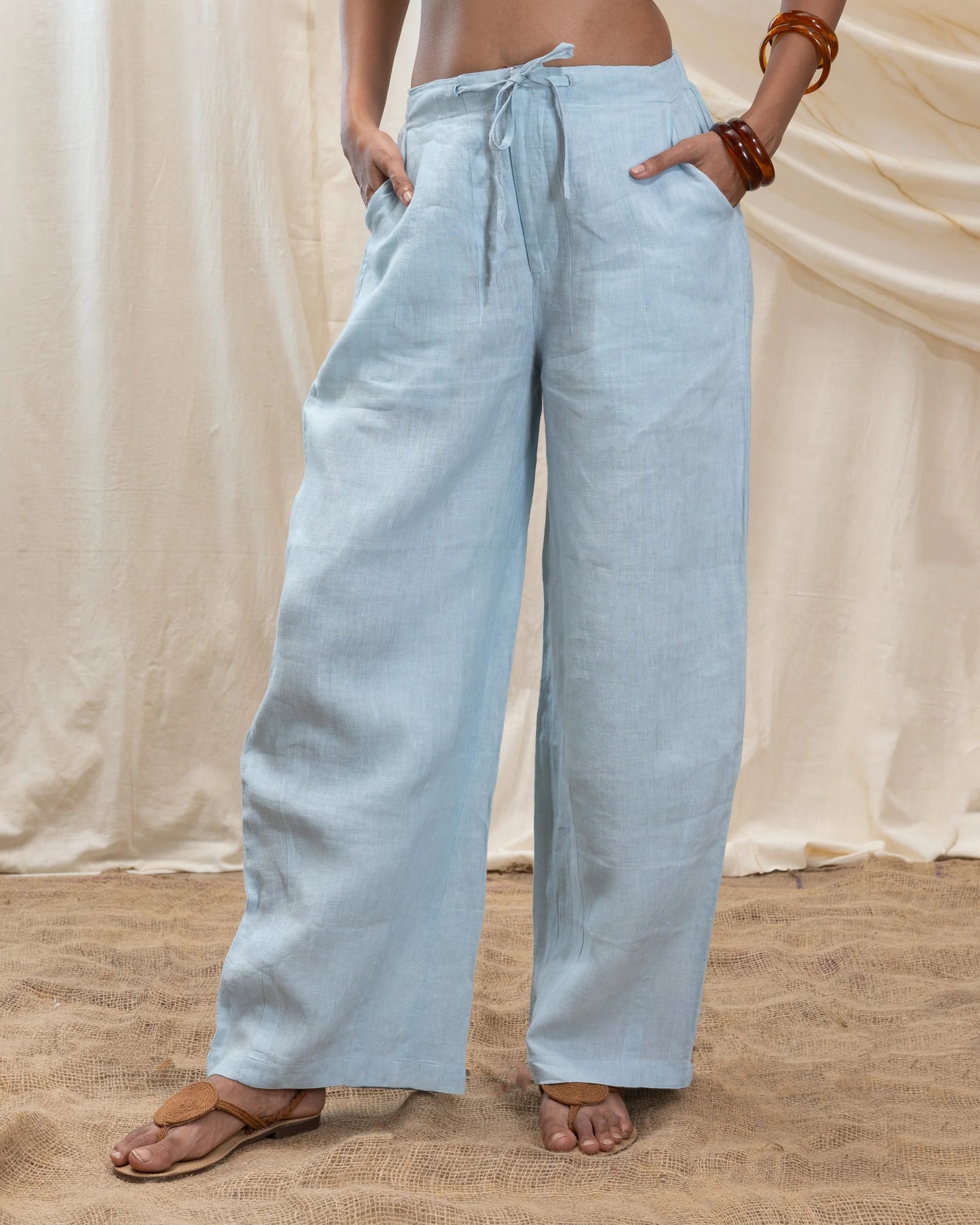 Pleated baggy pants