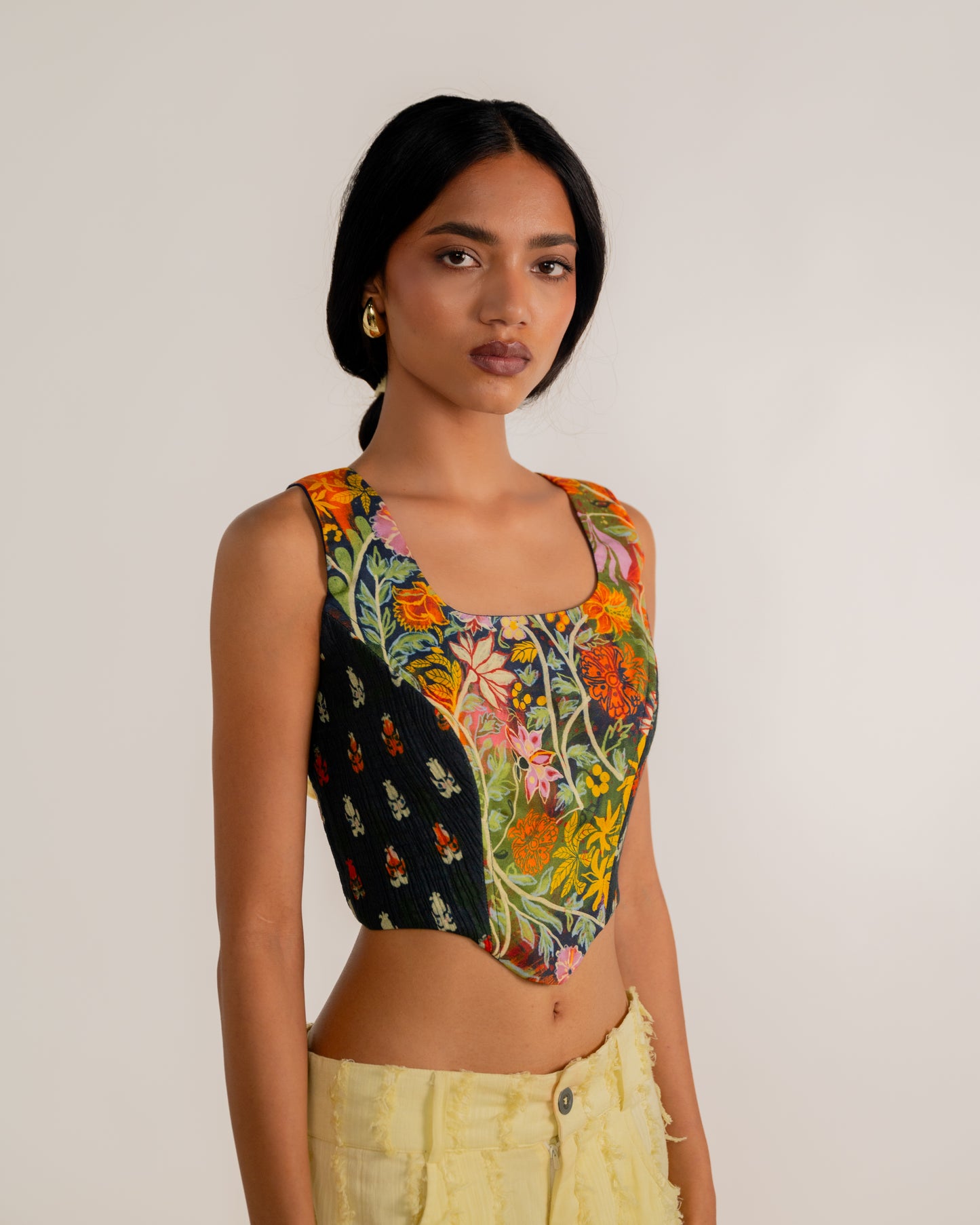 sustainable fabric, artisanal clothes, one of a kind clothes, colourful.