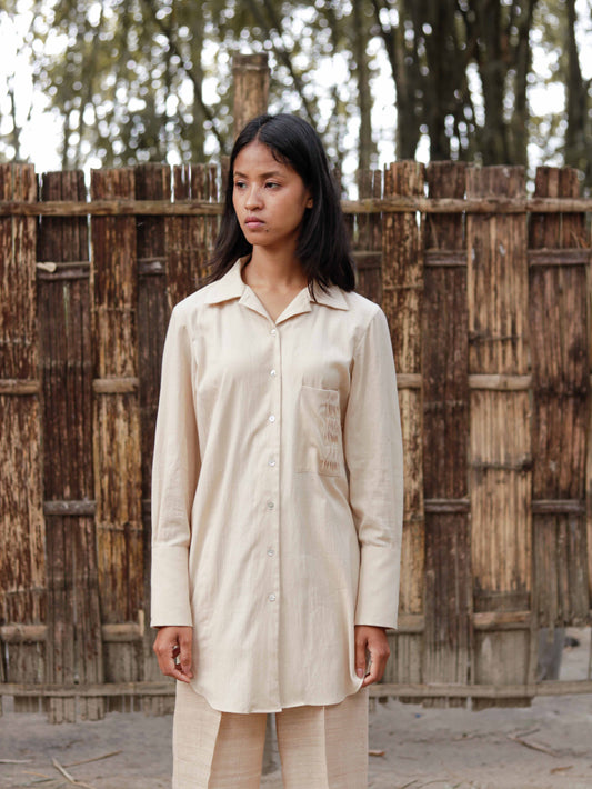 Organic cotton Camp-collar shirt with long cuffs & tucks detail on pocket