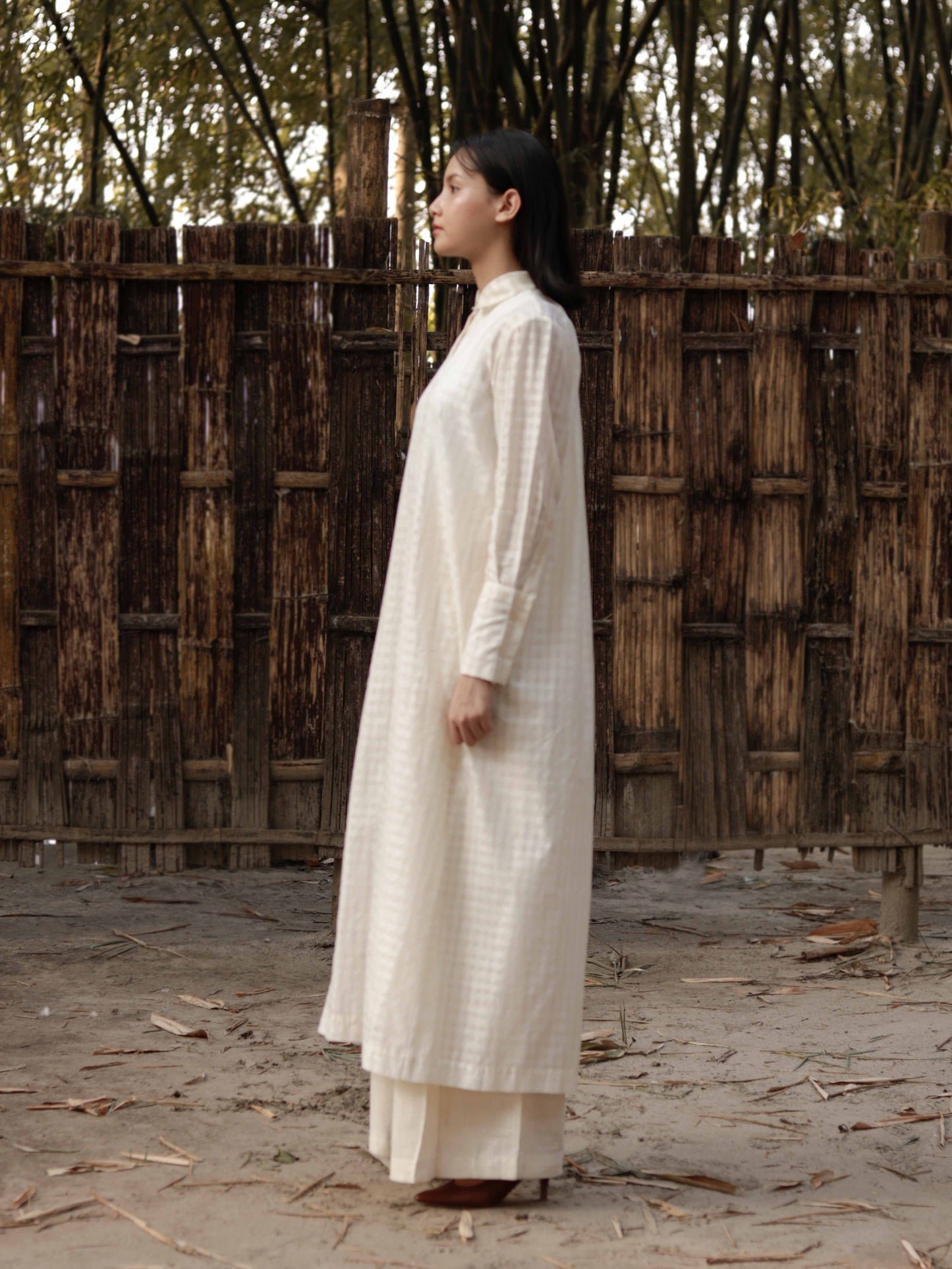 Relaxed checkered shirt with long cuffs & front full placket