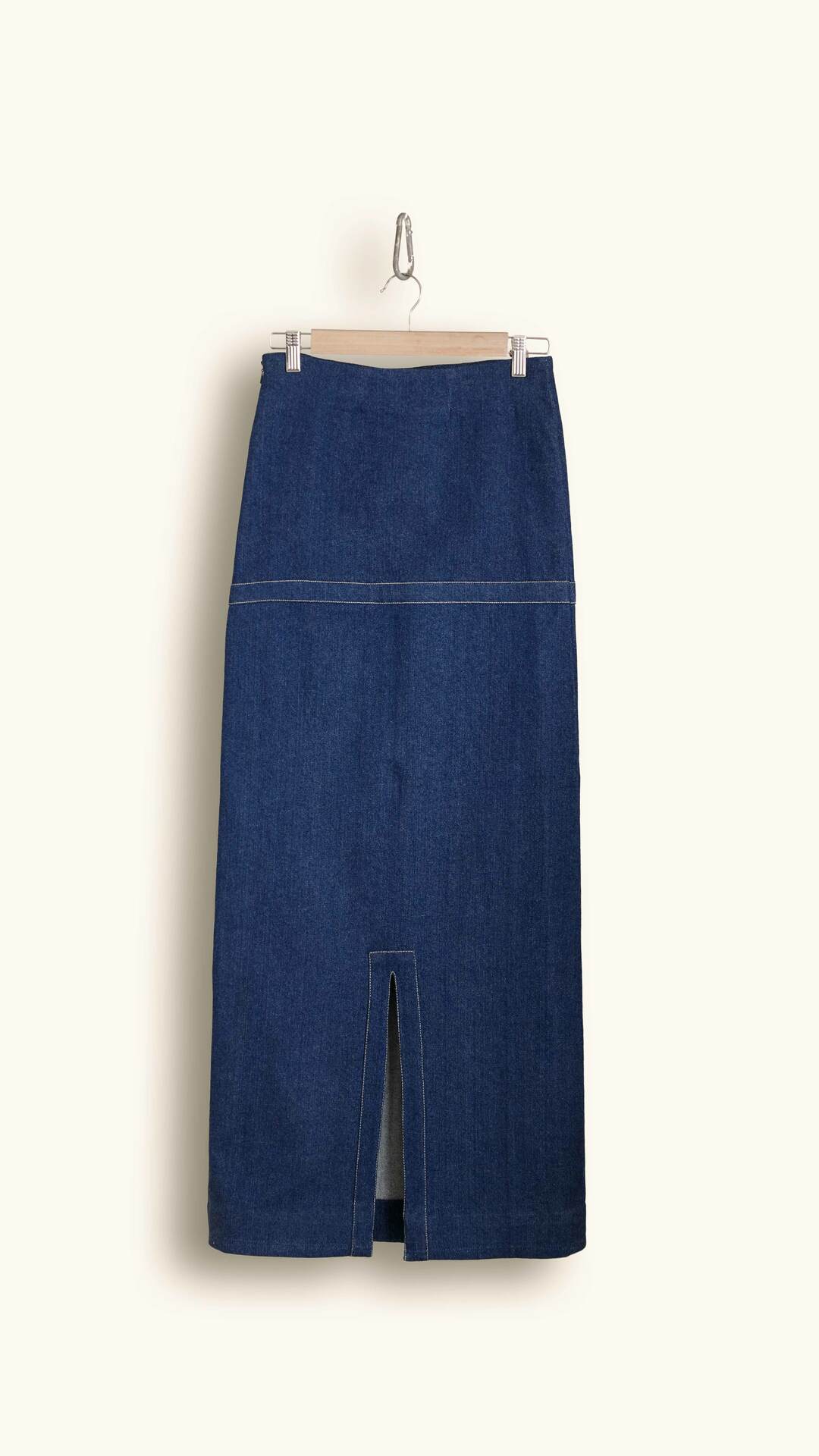 felled seam cotton lycra denim skirt for women, denim skirt