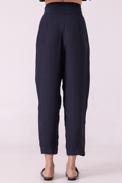 Elinor Black Barrel Pants