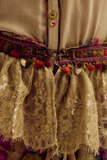 Primrose belt