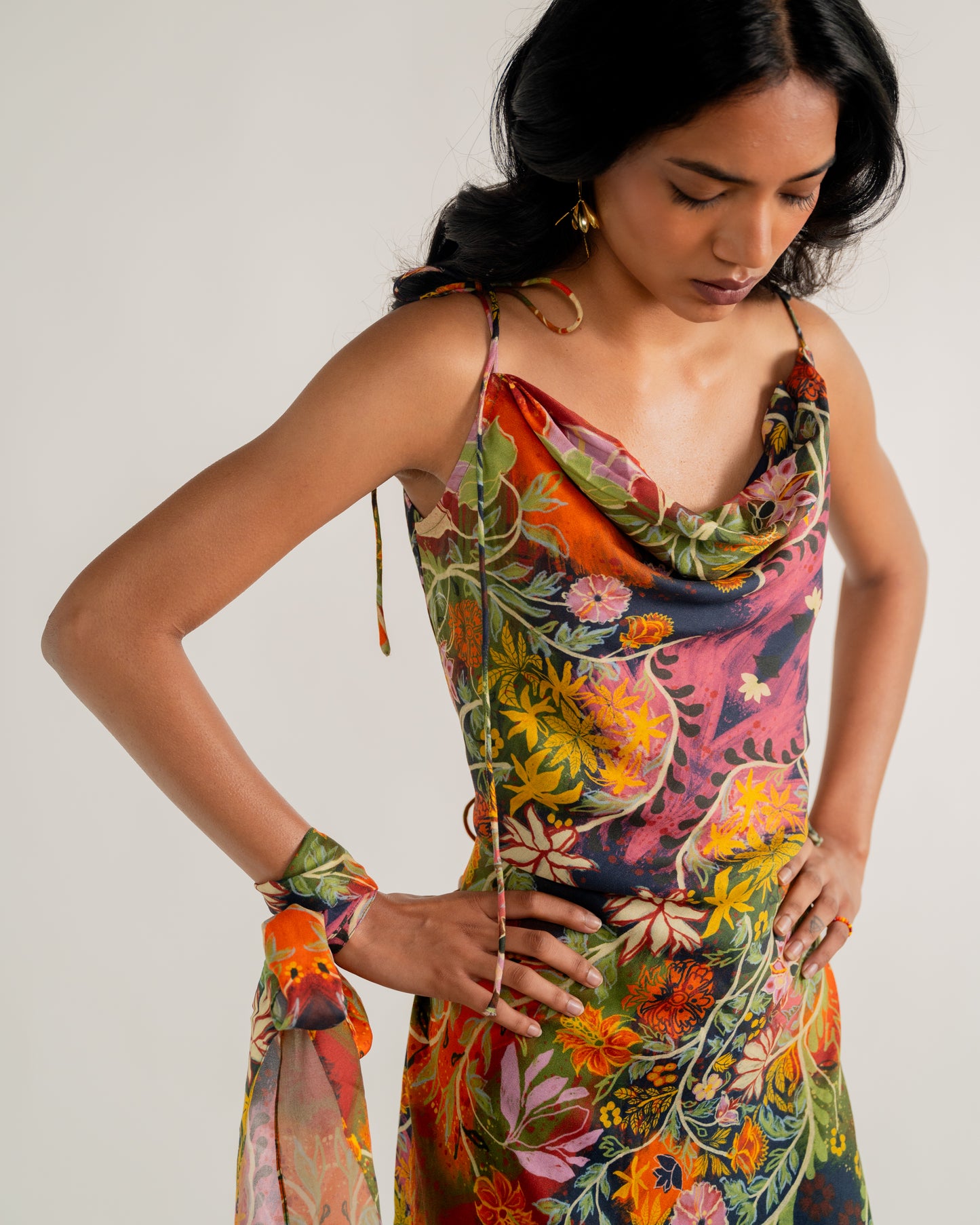 sustainable fabric, artisanal clothes, one of a kind clothes, colourful.