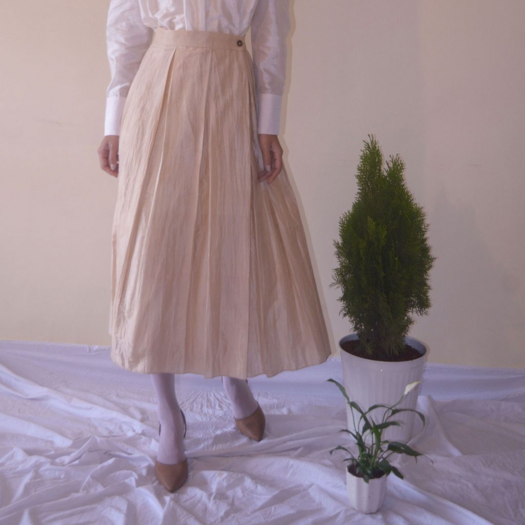 Tea dyed Handwoven Gold-Beige Mulberry Silk Skirt with pleats and Adjustable waistband for women.