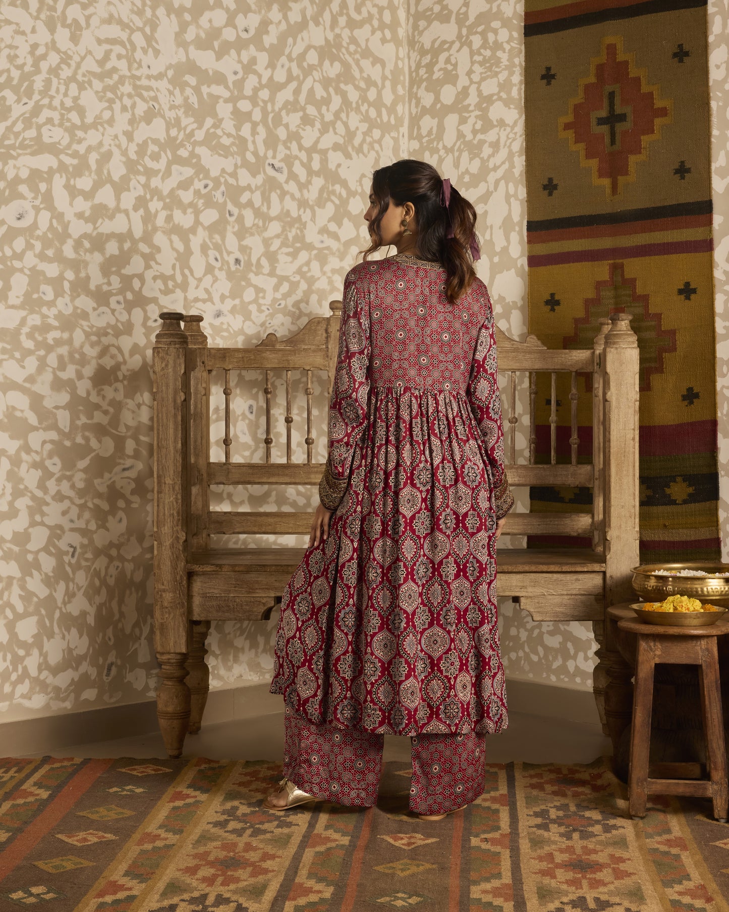V-Neck Kurta Set