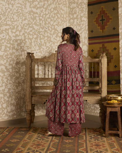 V-Neck Kurta Set